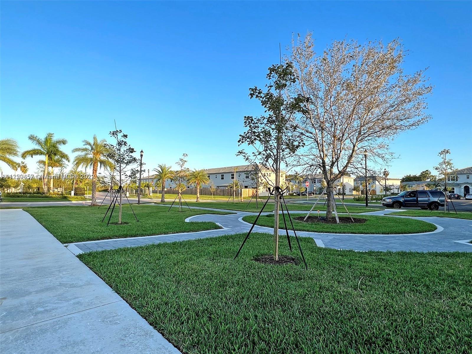 Keys Gate - Residential