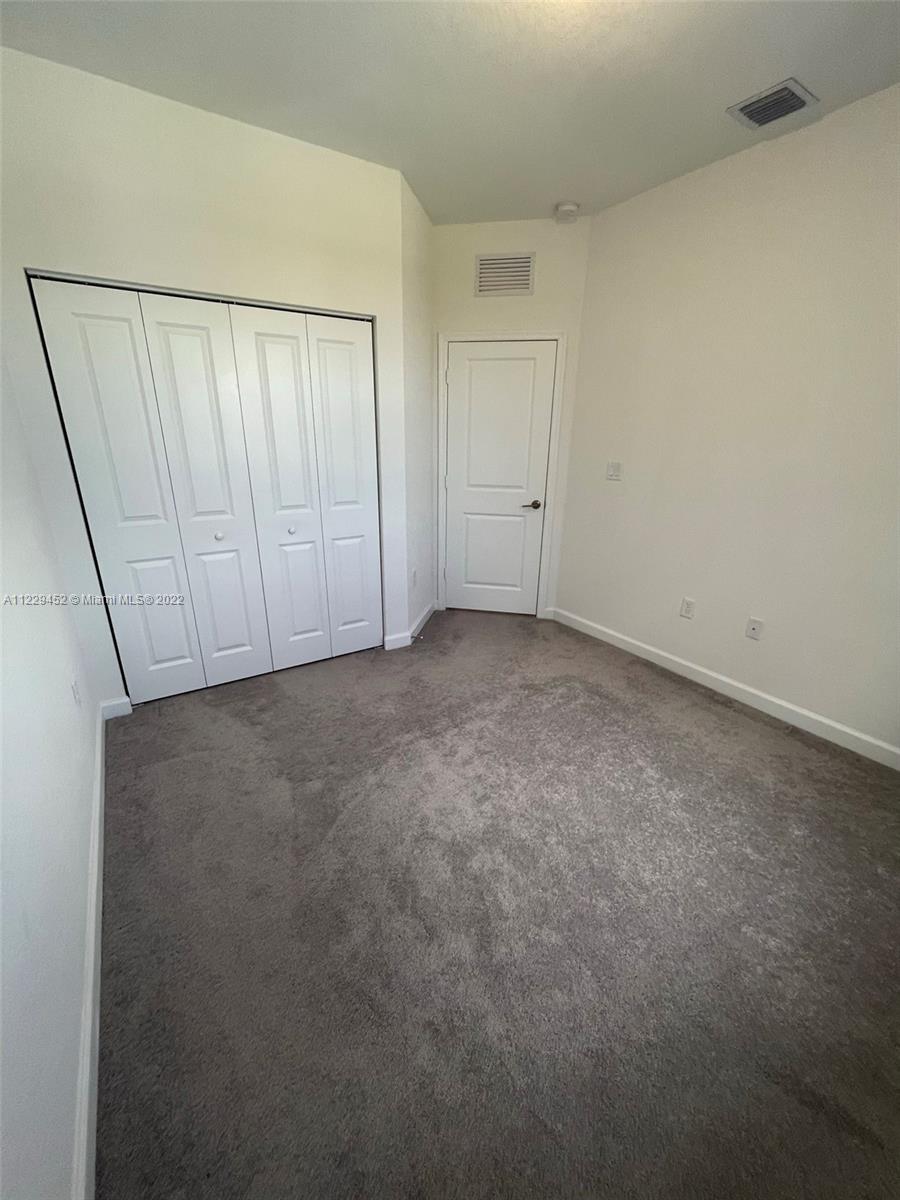 Keys Gate - Residential