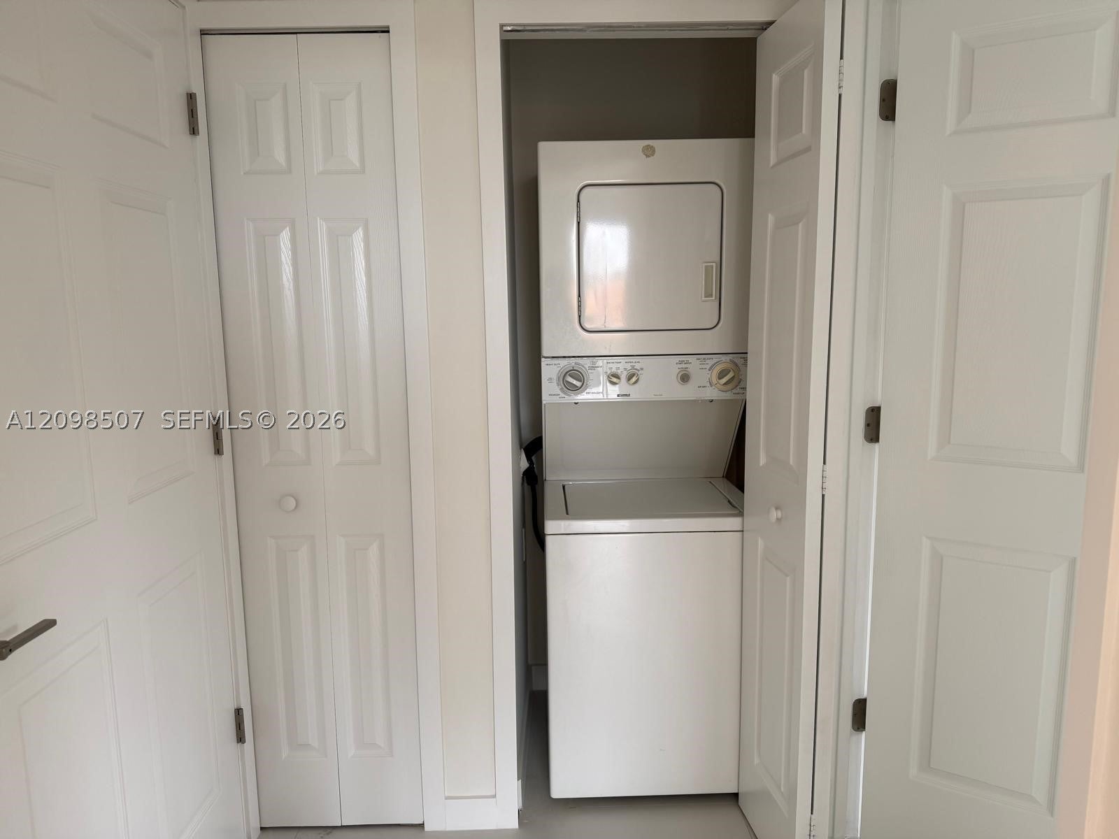 3500 Coral Way 614