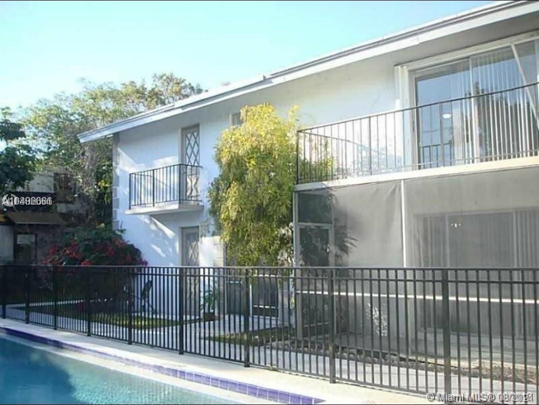 CORAL MANOR APTS CONDO - Residential Lease