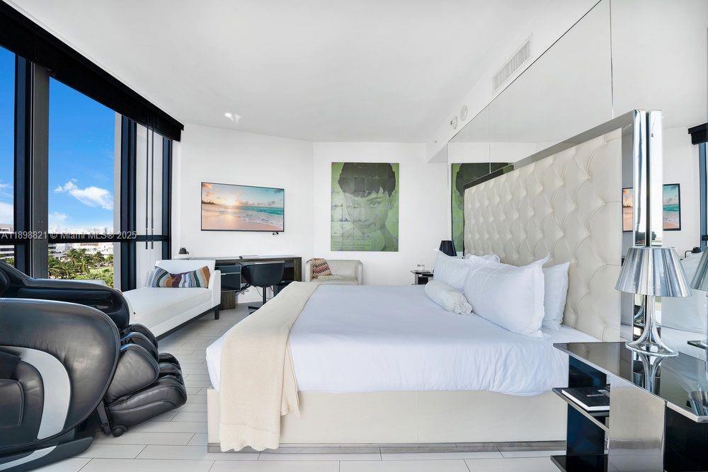 2201 COLLINS AVE CONDO - Residential Lease