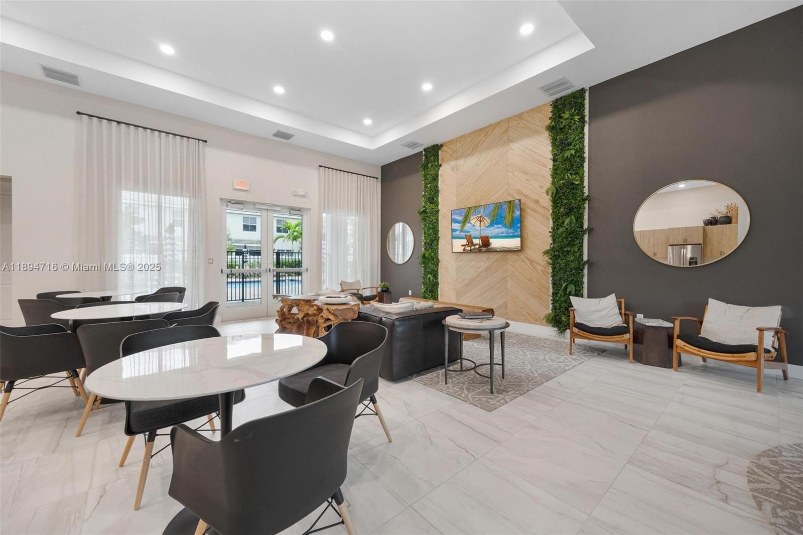 MERRICK SQUARE - Residential Lease
