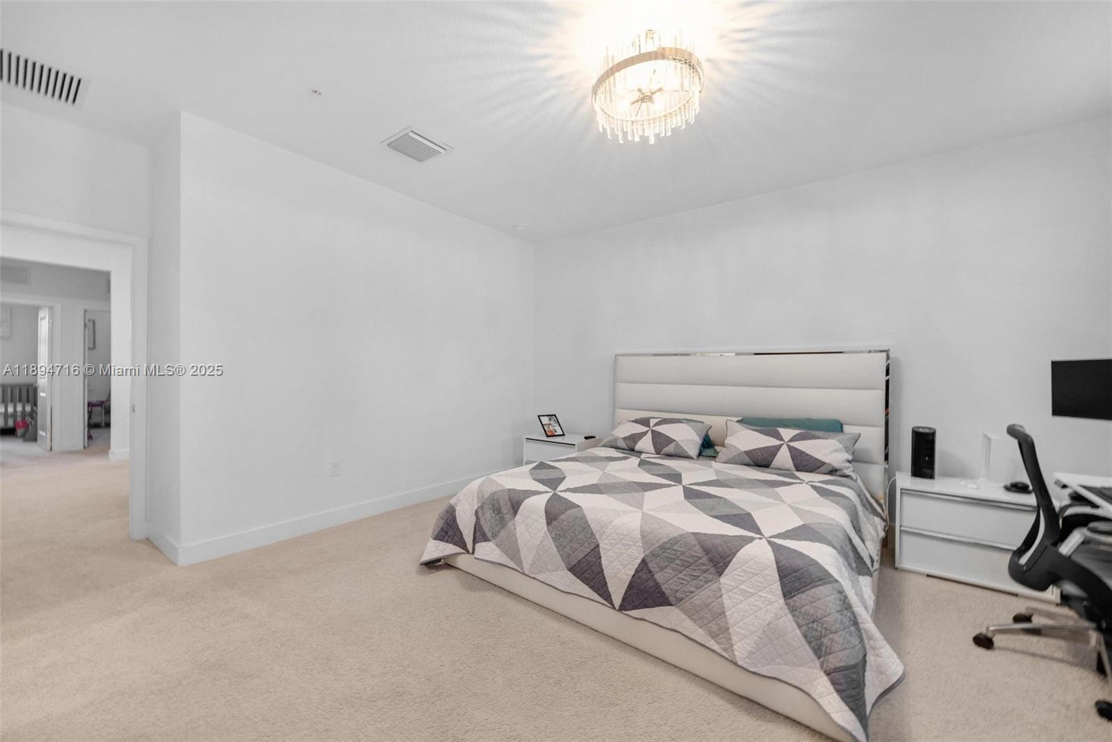 MERRICK SQUARE - Residential Lease