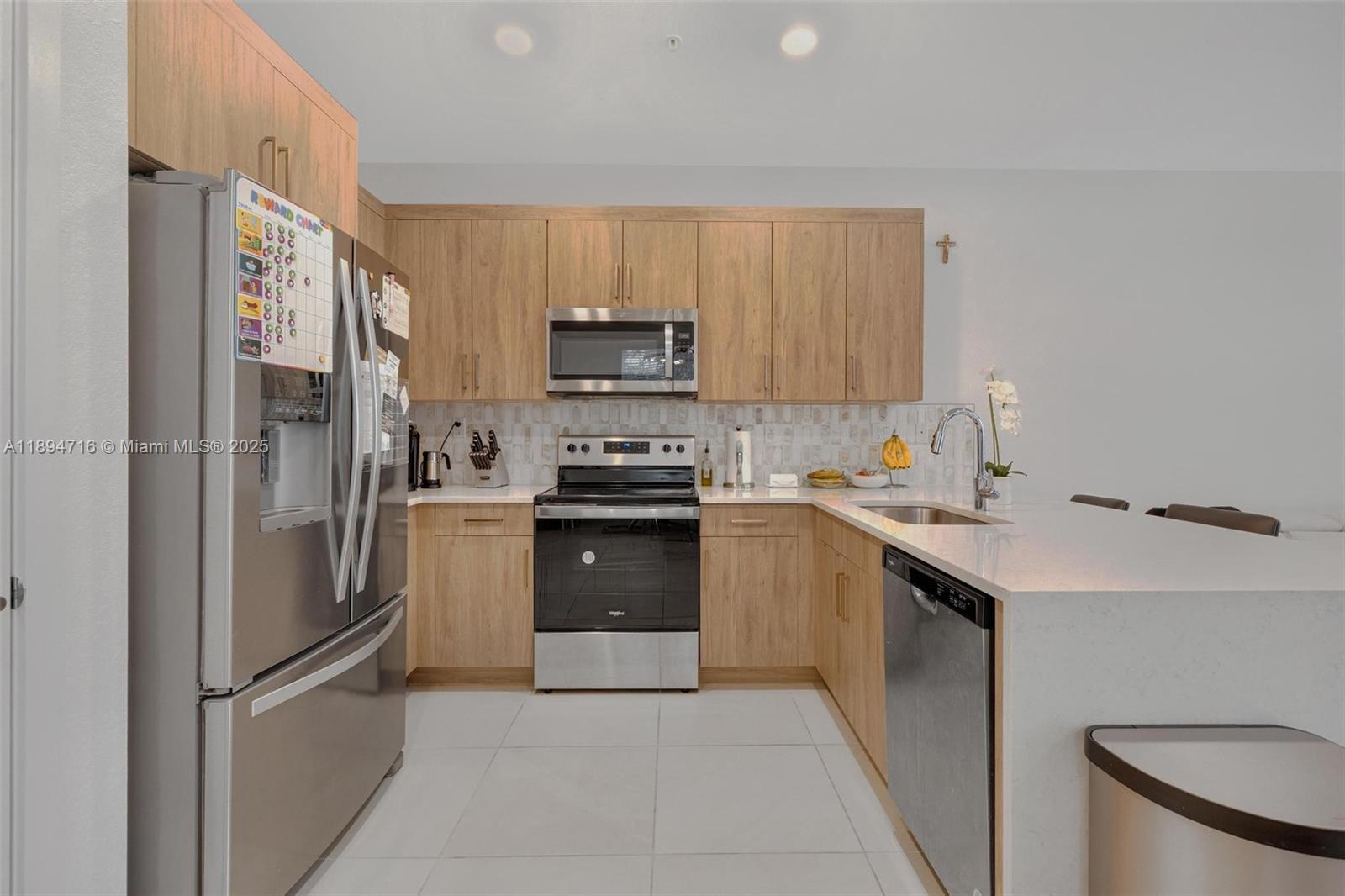 MERRICK SQUARE - Residential Lease