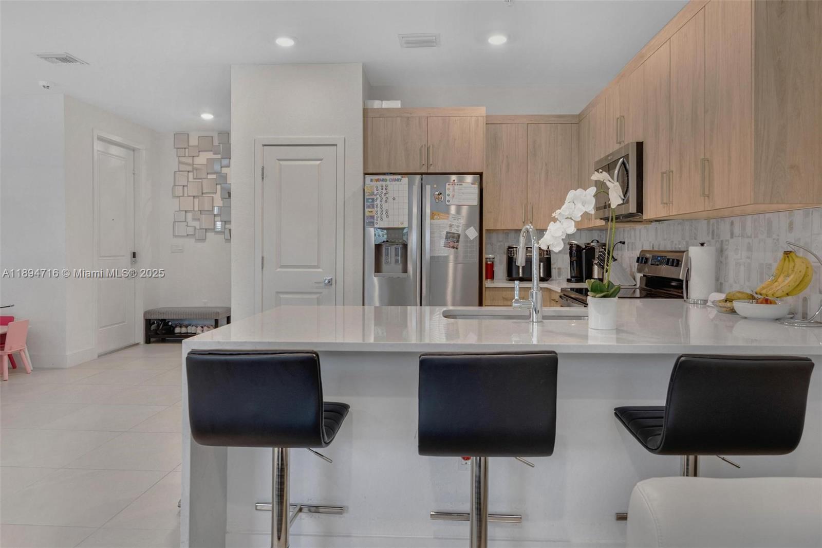 MERRICK SQUARE - Residential Lease