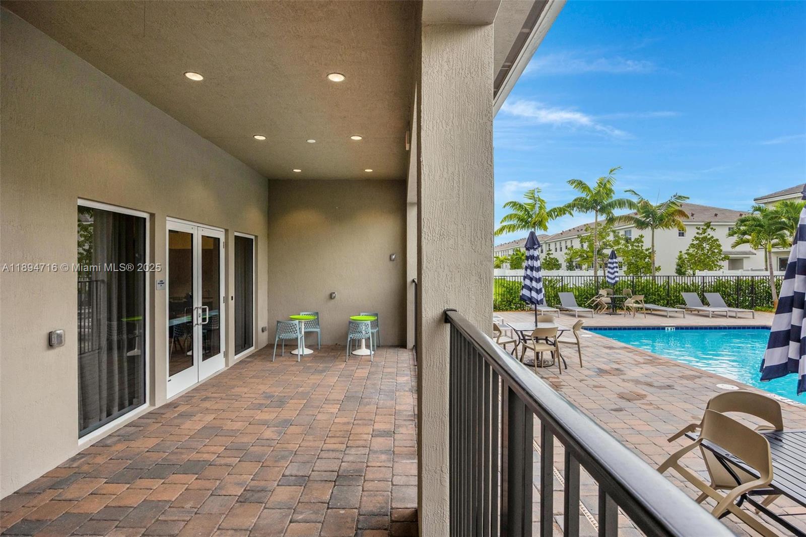 MERRICK SQUARE - Residential Lease