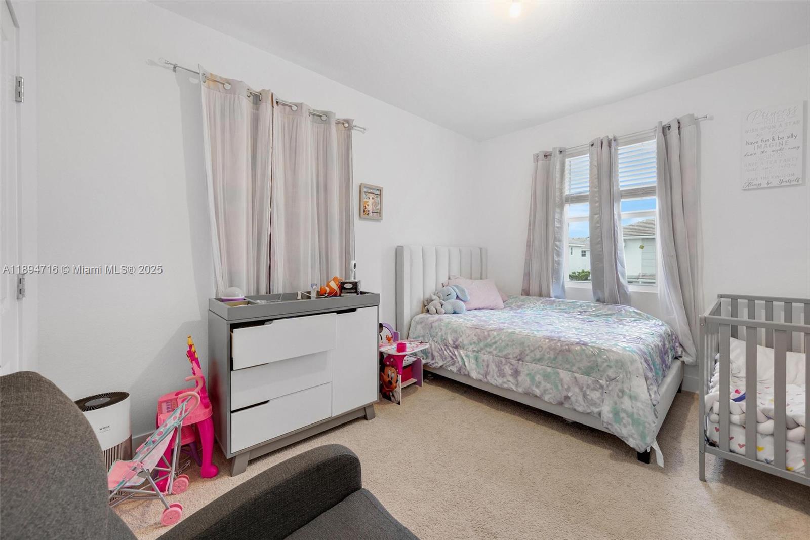 MERRICK SQUARE - Residential Lease