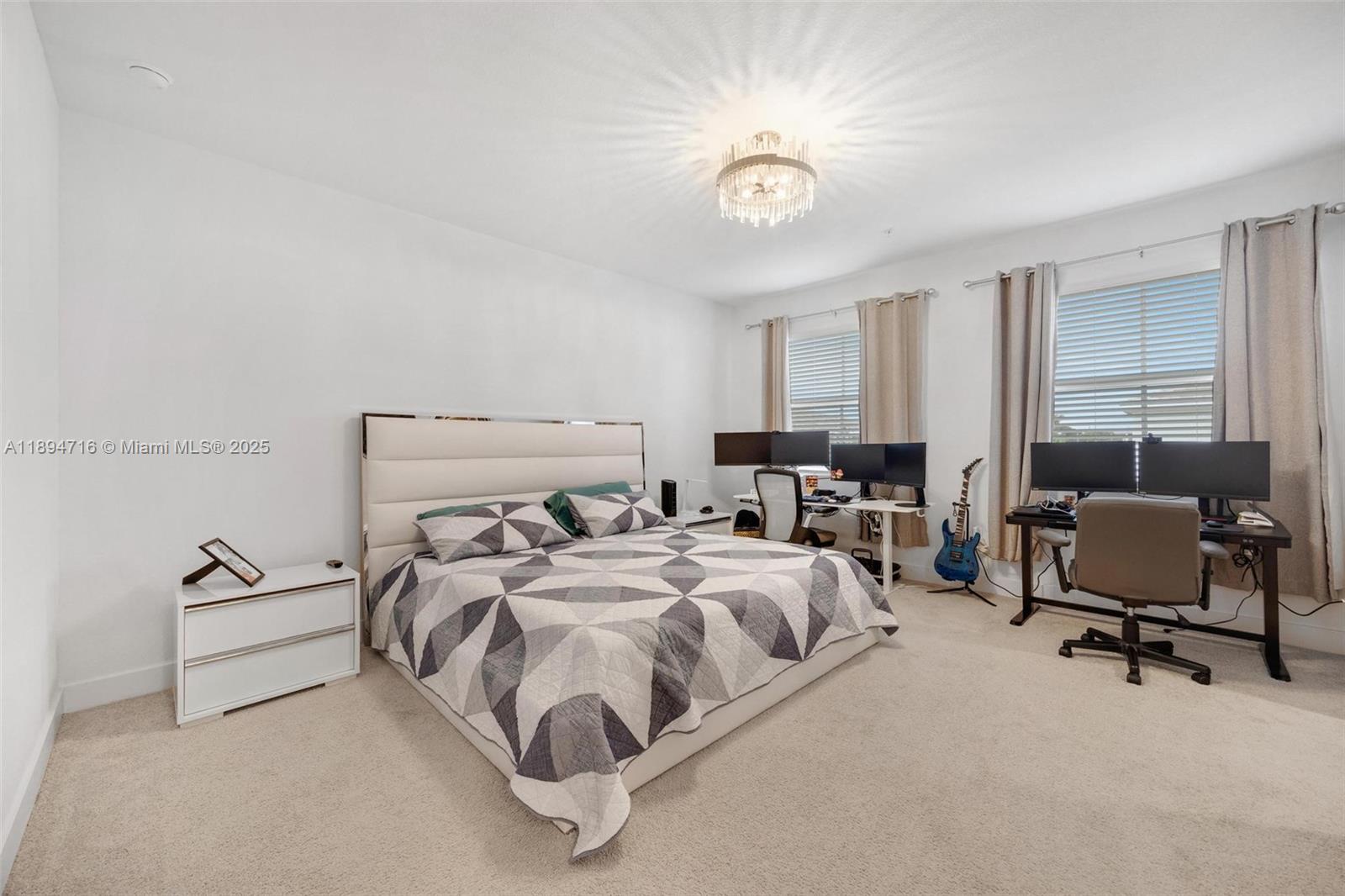MERRICK SQUARE - Residential Lease