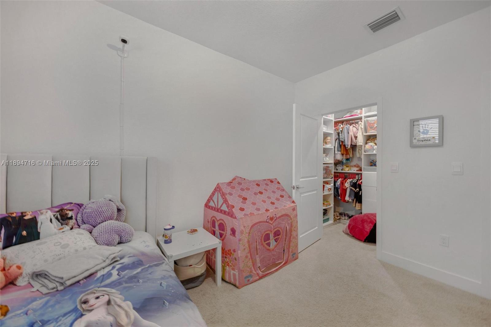 MERRICK SQUARE - Residential Lease