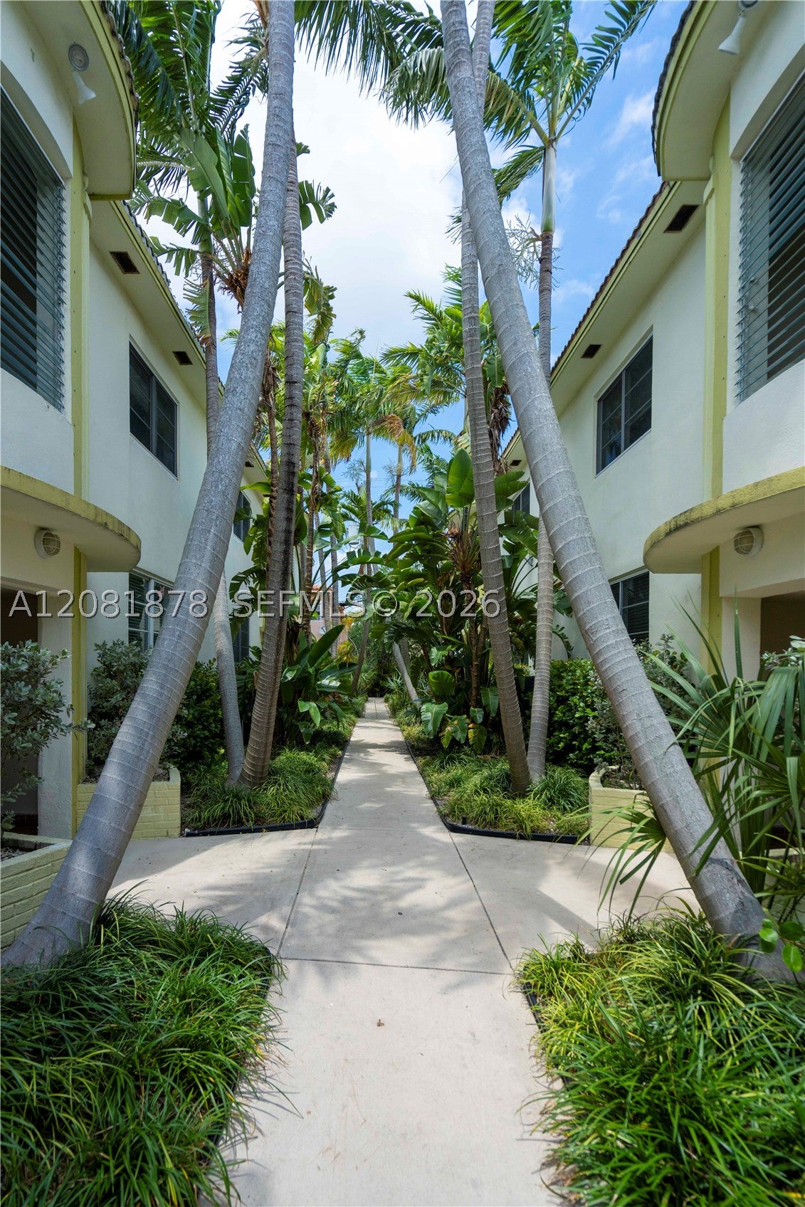 1007 Bay Dr 104