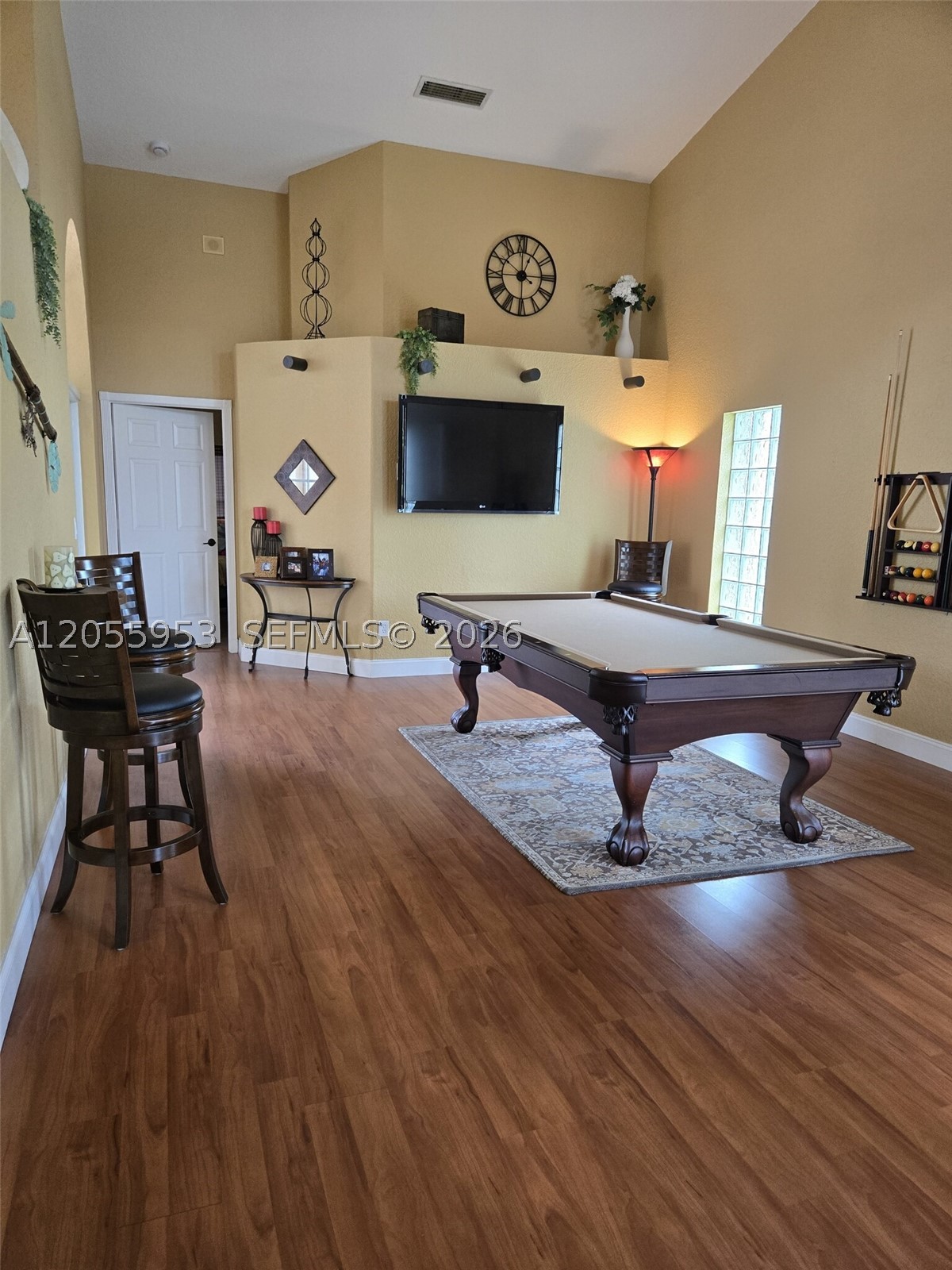 15670 SW 16th Ct