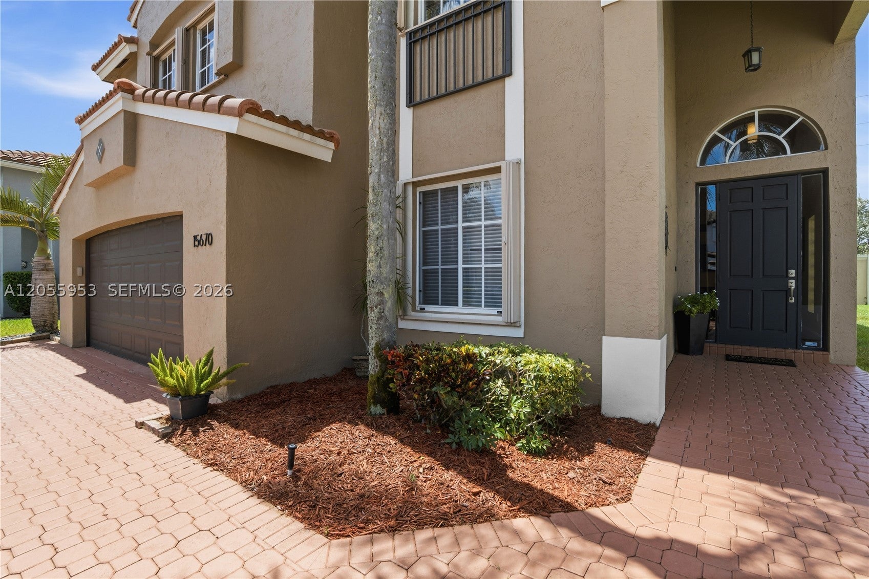 15670 SW 16th Ct