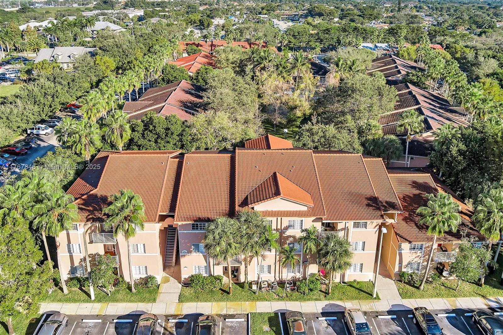 SERENITY PALMS CONDO - Residential