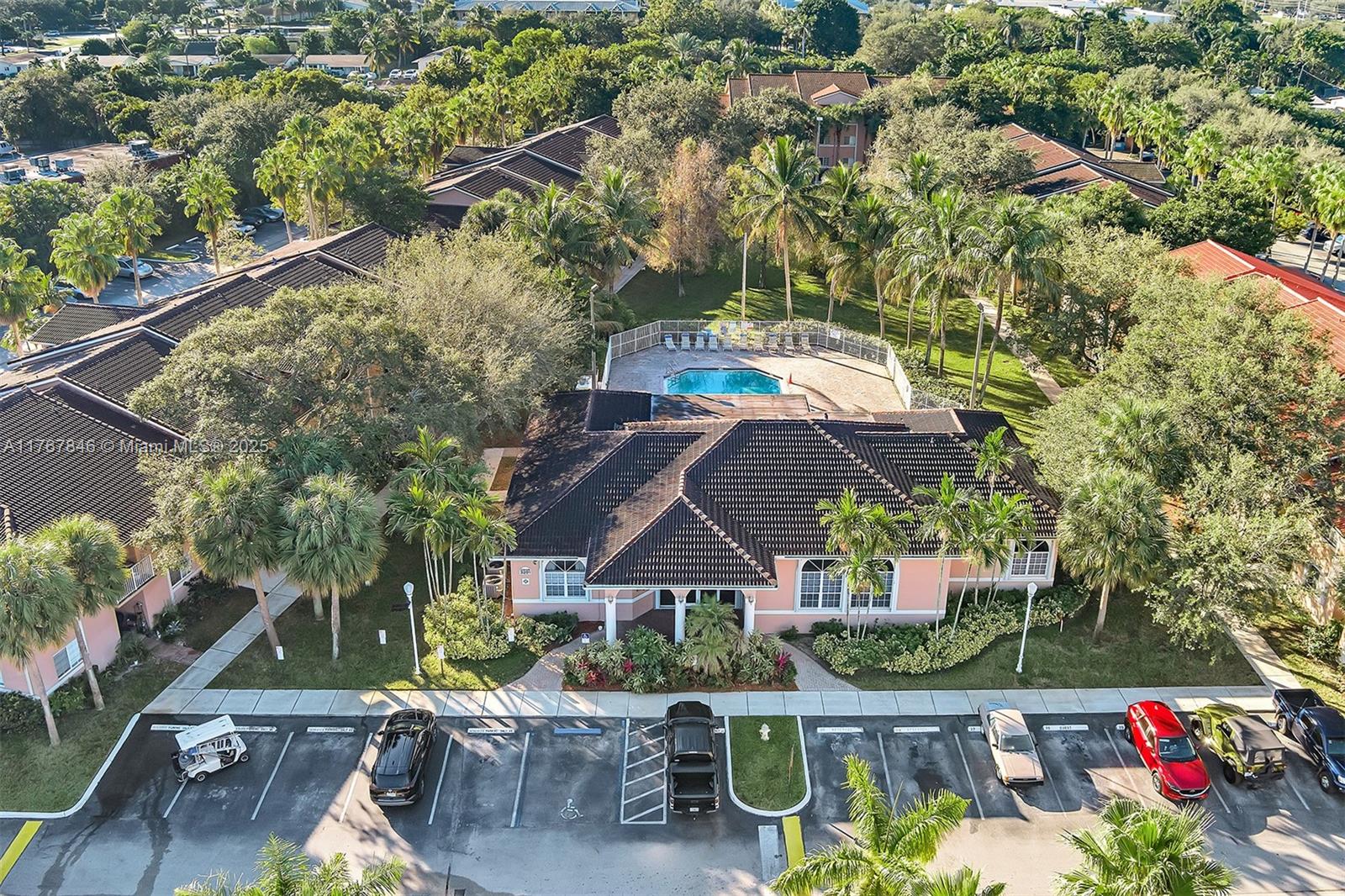 SERENITY PALMS CONDO - Residential