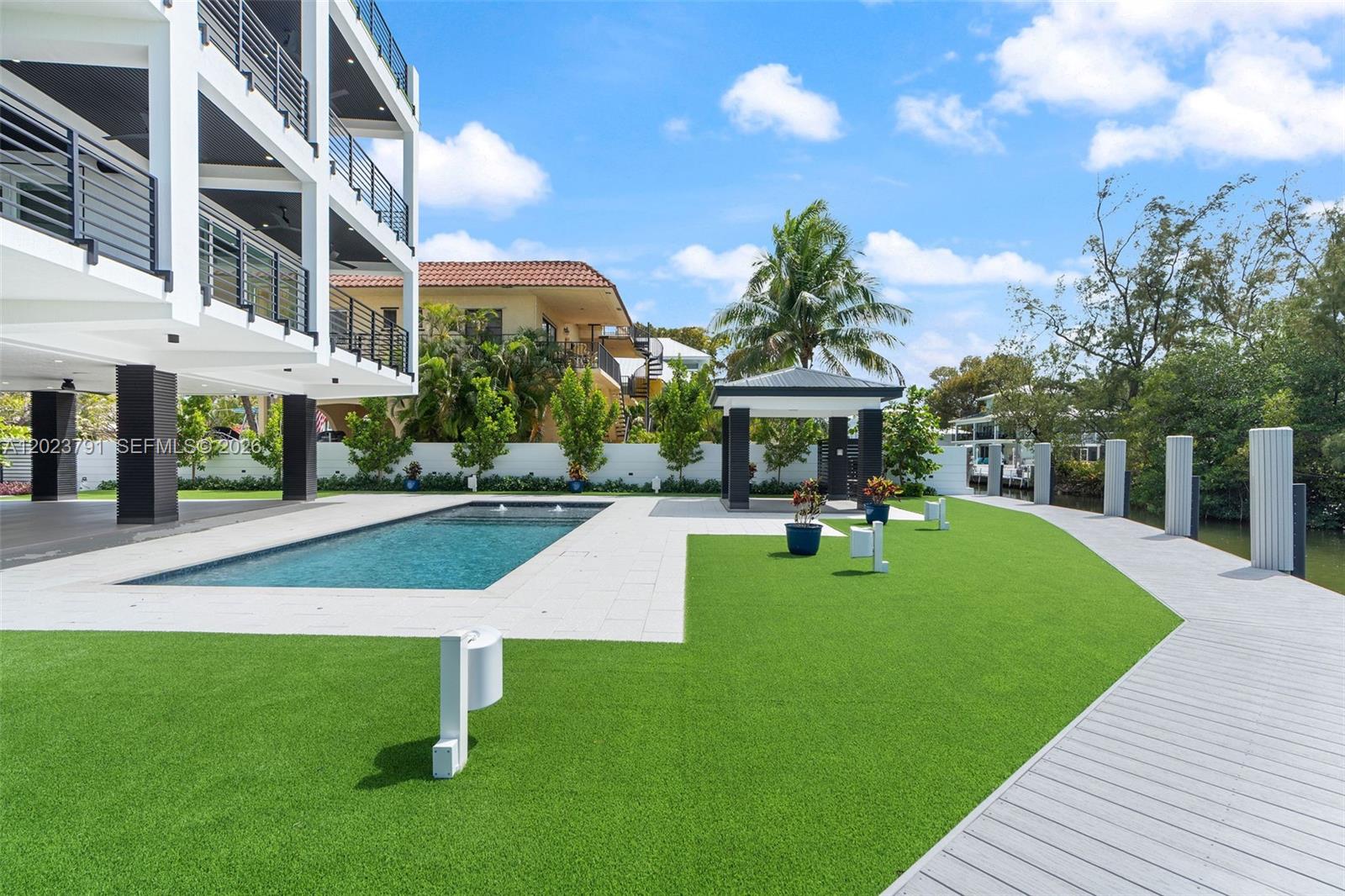 INDIAN WATERWAYS - Residential