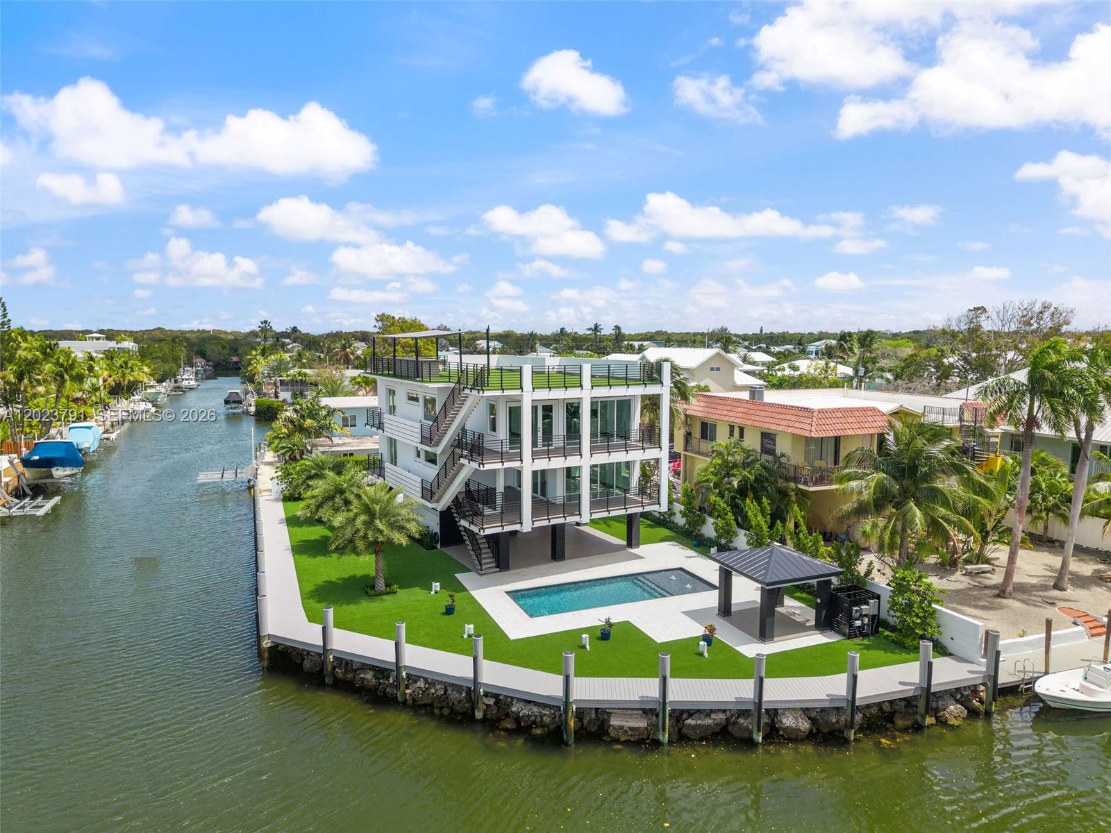 INDIAN WATERWAYS - Residential