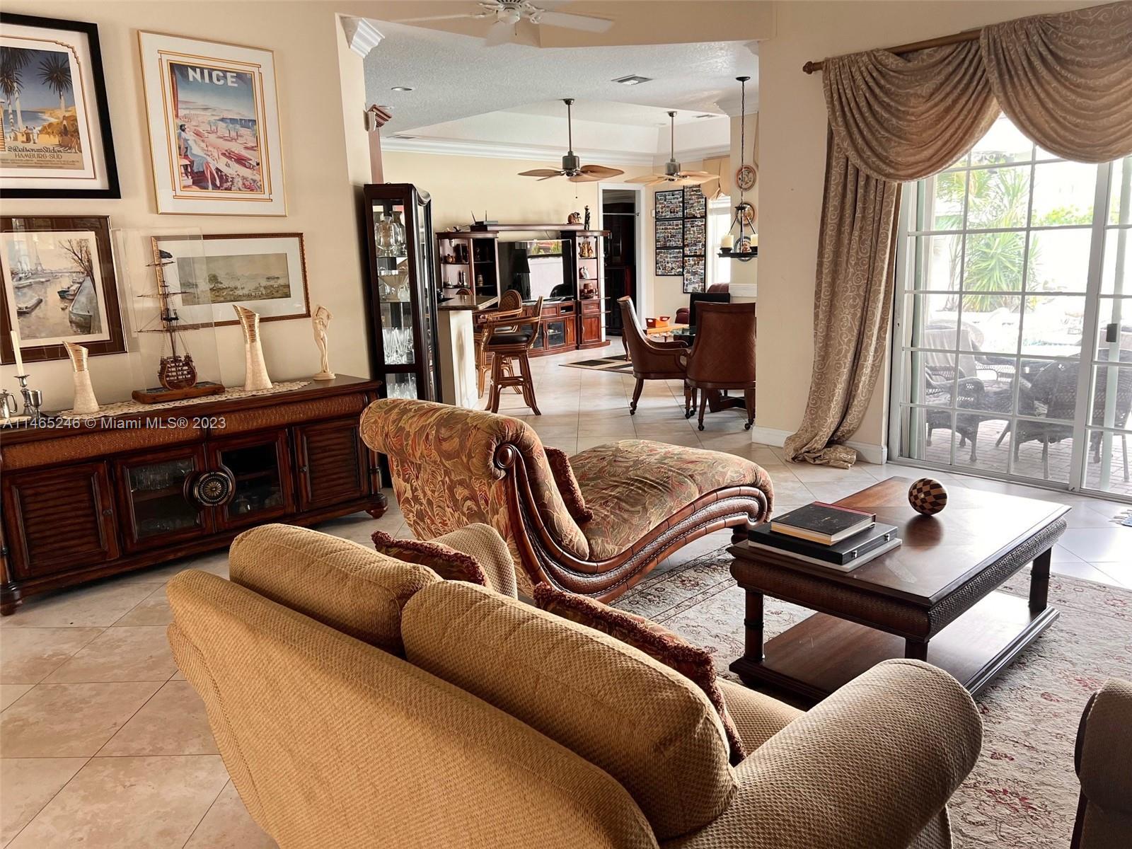 BEACH WAY HEIGHTS UNIT - Residential