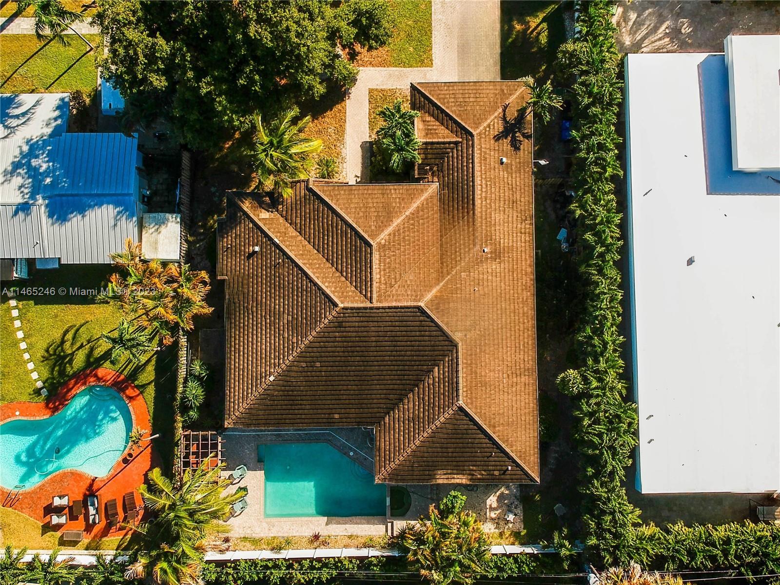 BEACH WAY HEIGHTS UNIT - Residential