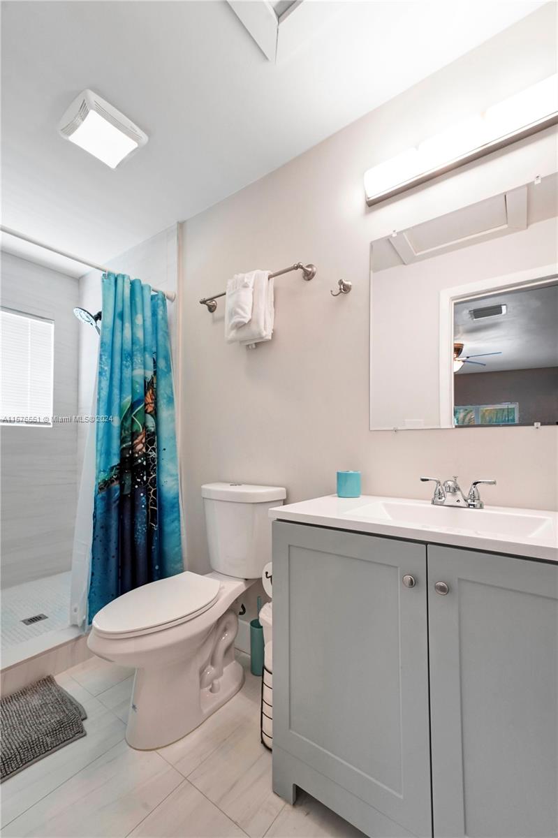 TOWN & COUNTRY ESTATES SE - Residential Lease