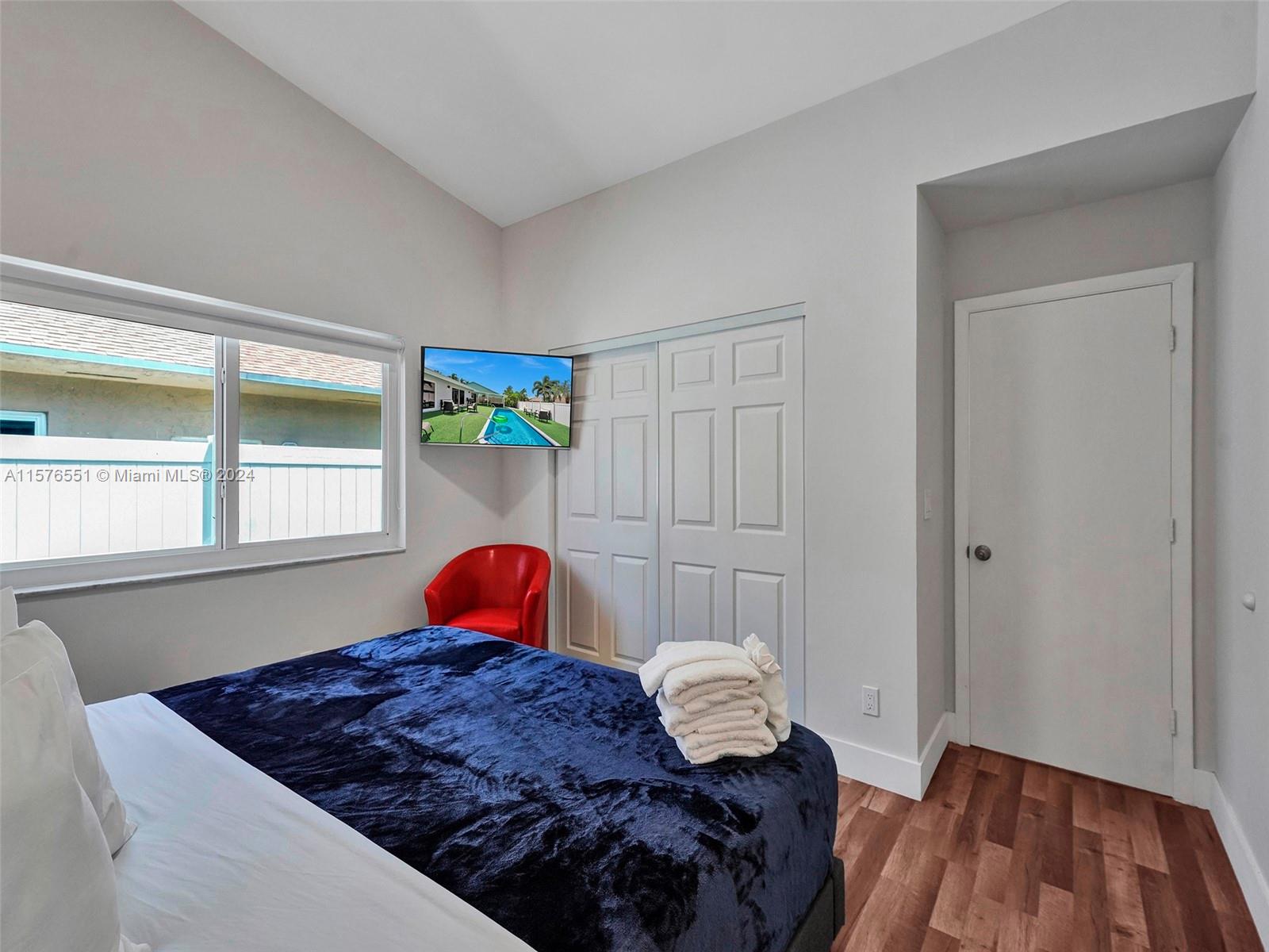 TOWN & COUNTRY ESTATES SE - Residential Lease