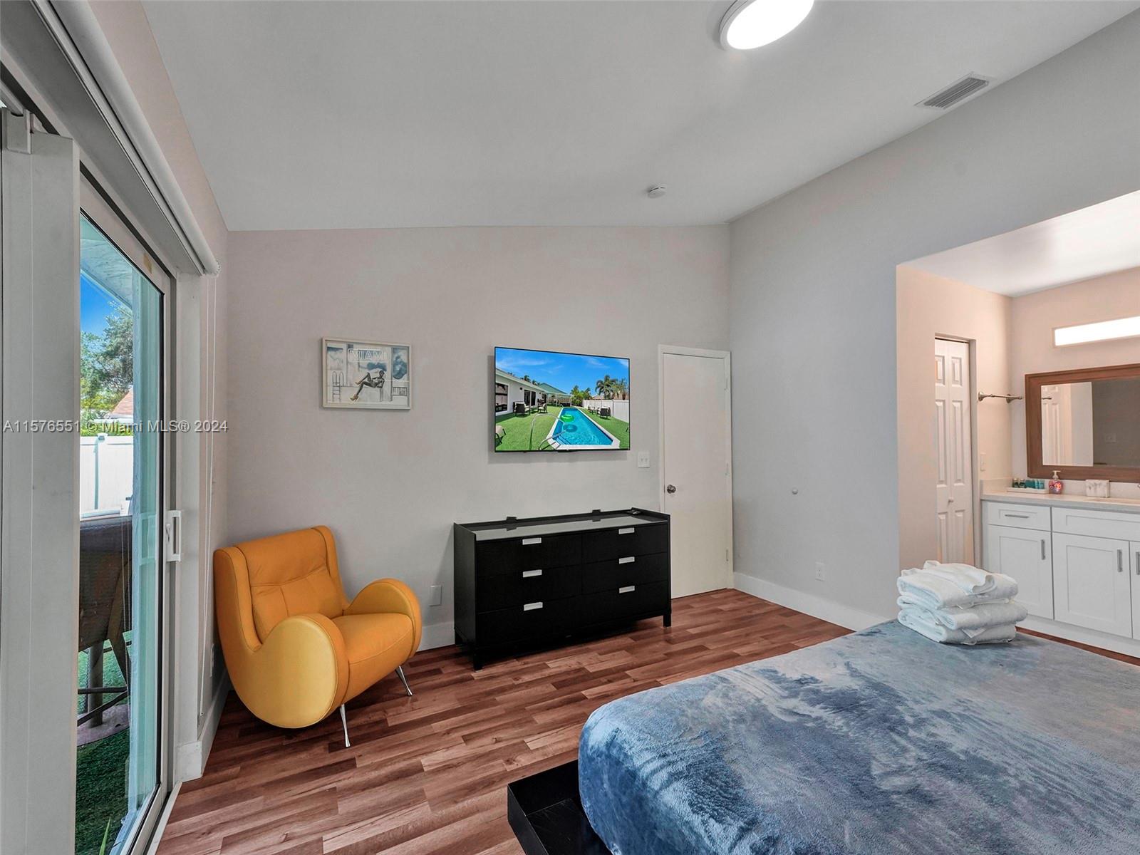TOWN & COUNTRY ESTATES SE - Residential Lease