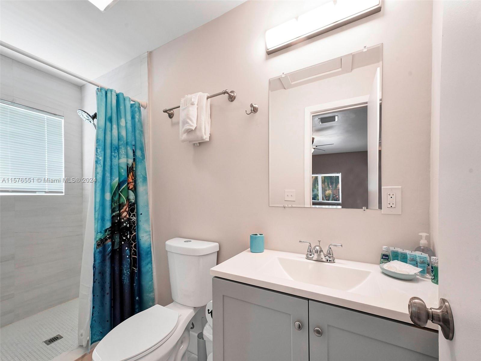TOWN & COUNTRY ESTATES SE - Residential Lease