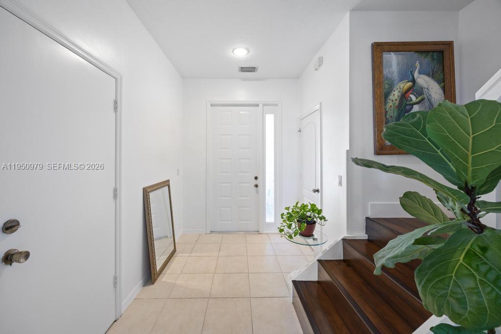 SEMINOLE ESTATES & TOWNHO - Residential