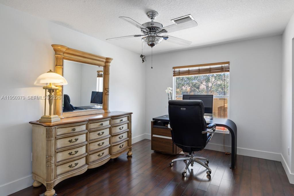 SEMINOLE ESTATES & TOWNHO - Residential