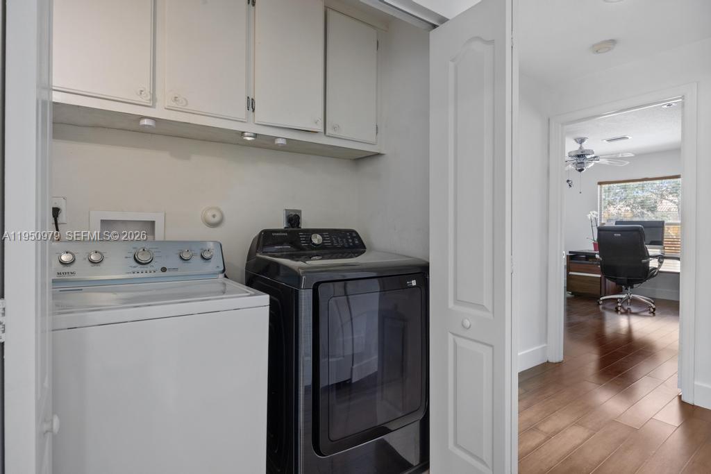 SEMINOLE ESTATES & TOWNHO - Residential