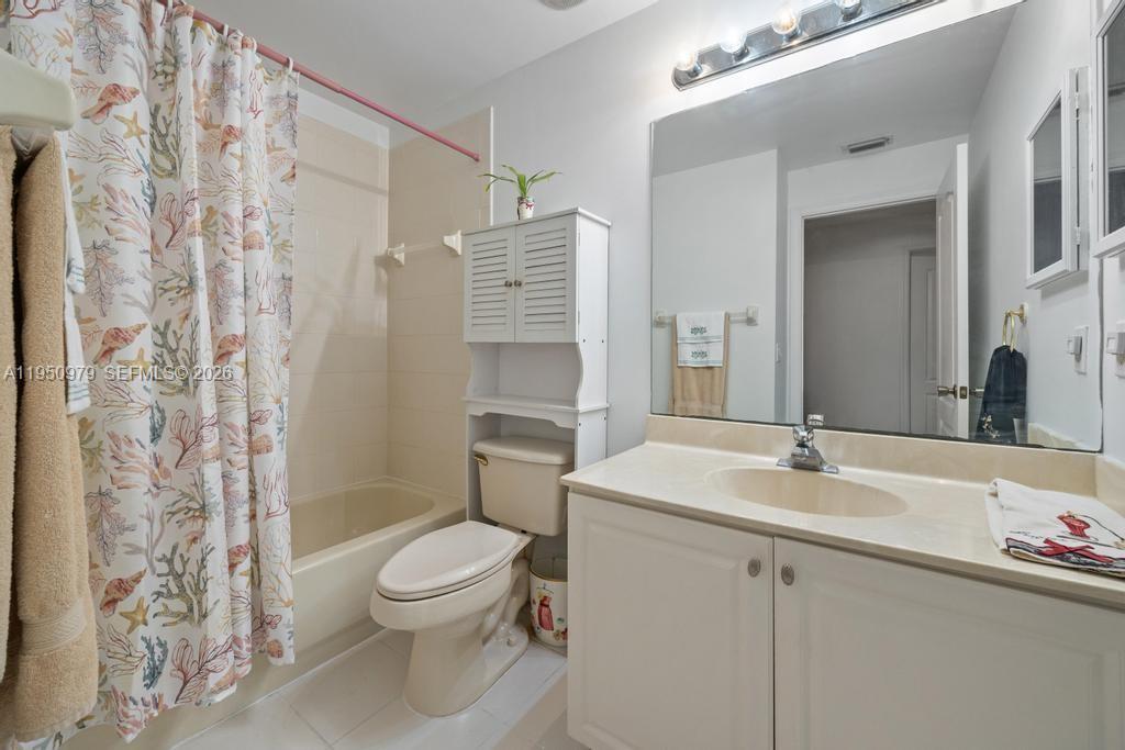 SEMINOLE ESTATES & TOWNHO - Residential