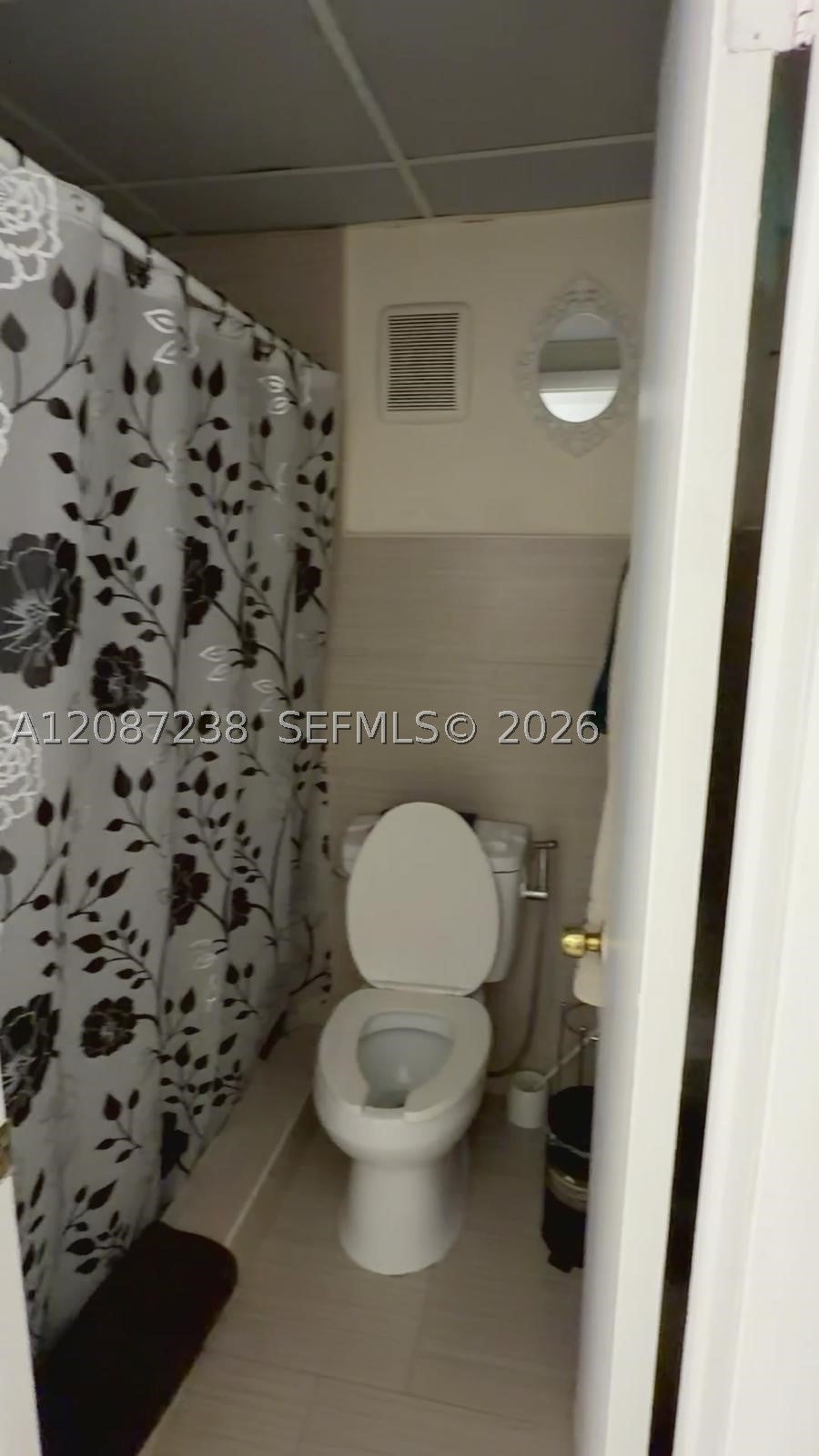 1225 W 35th St 2A