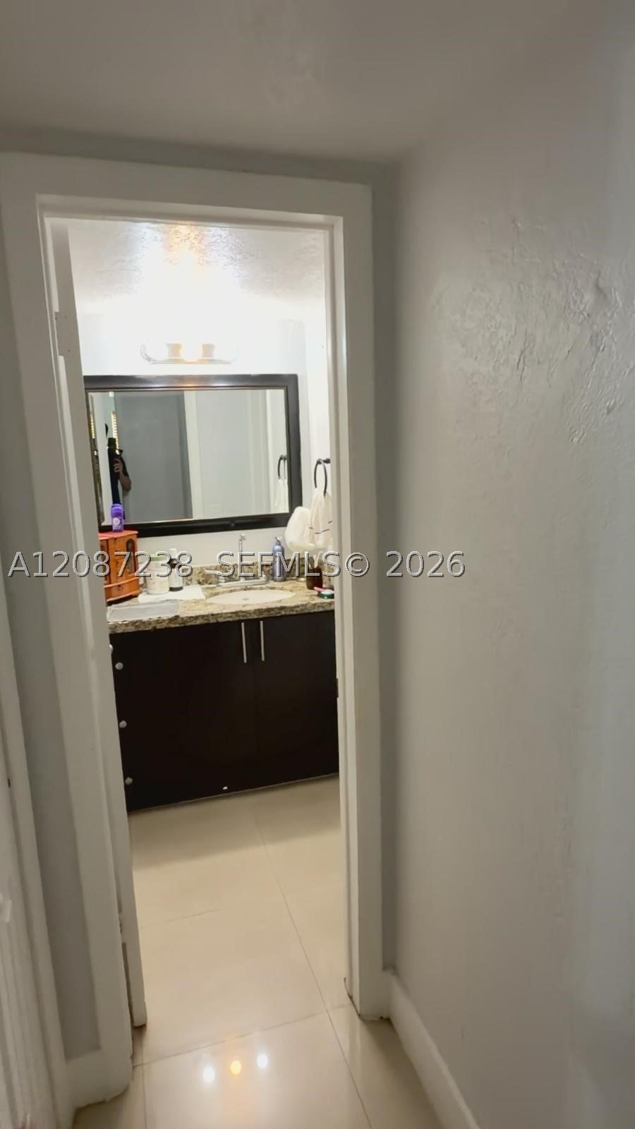 1225 W 35th St 2A