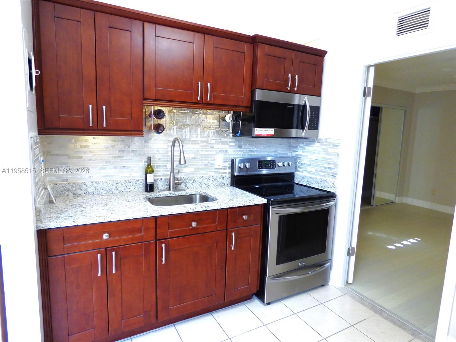 IMPERIAL APARTMENT CONDO - Residential Lease