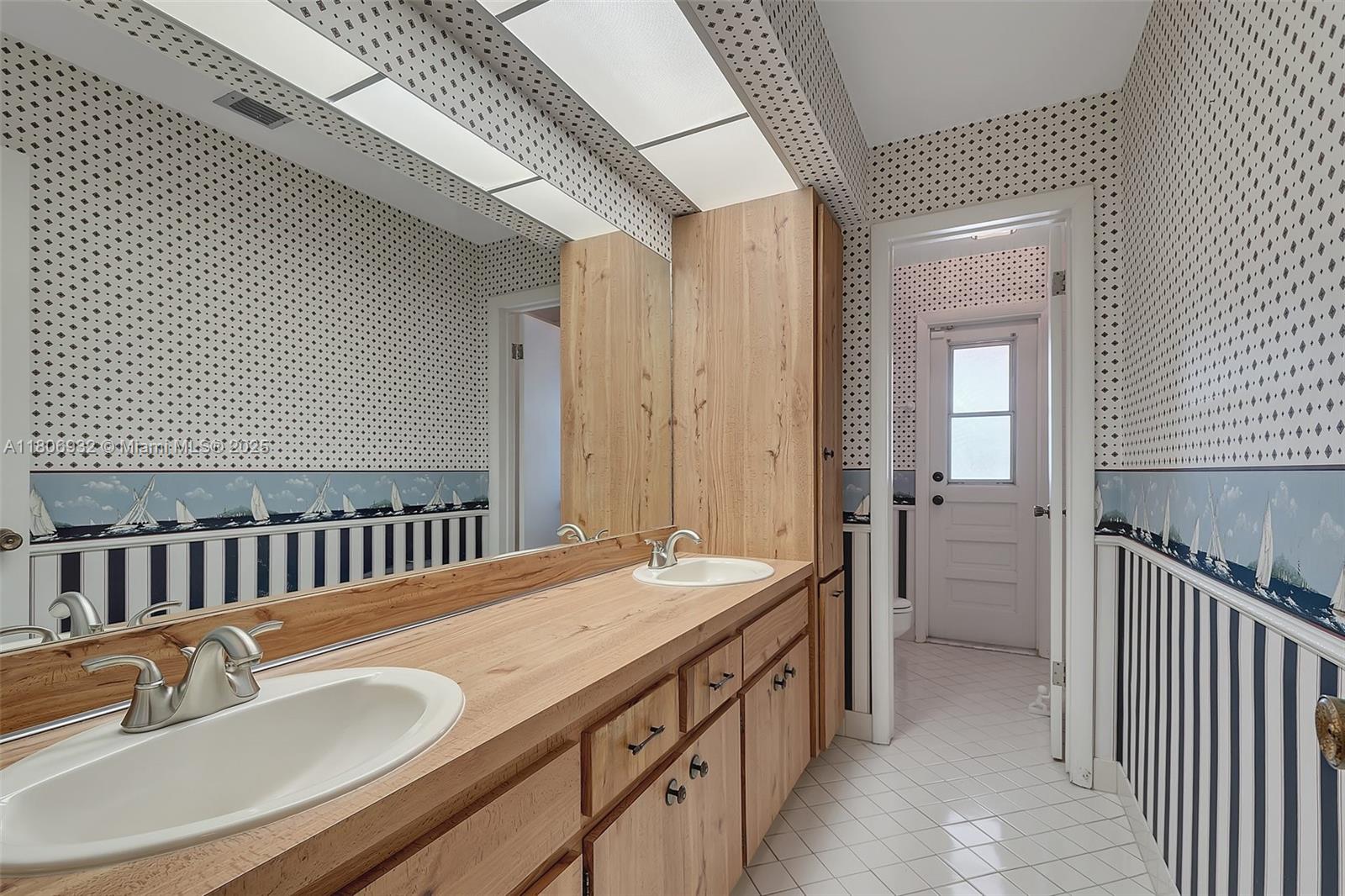 CALUSA CLUB ESTATES - Residential