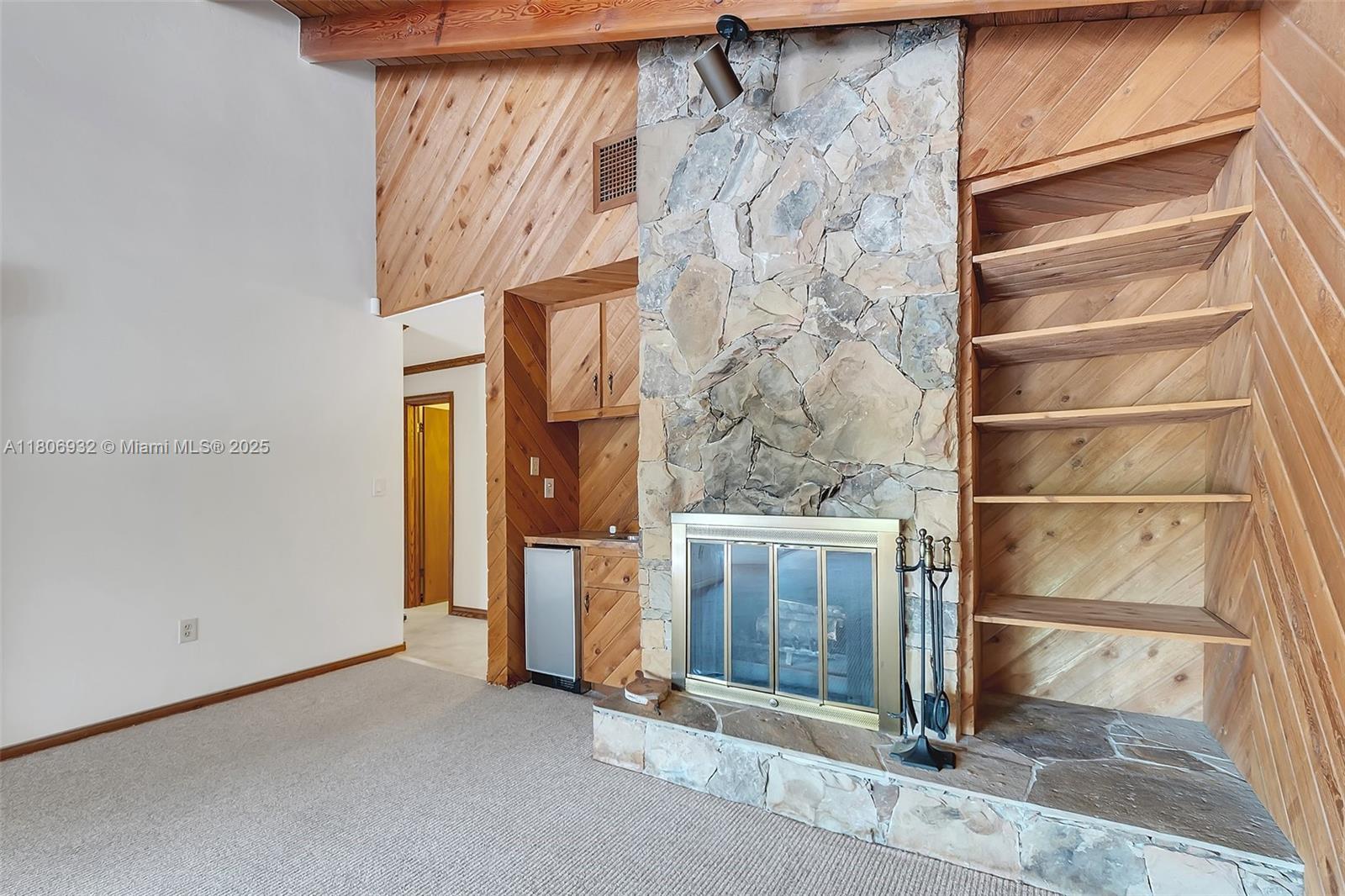 CALUSA CLUB ESTATES - Residential