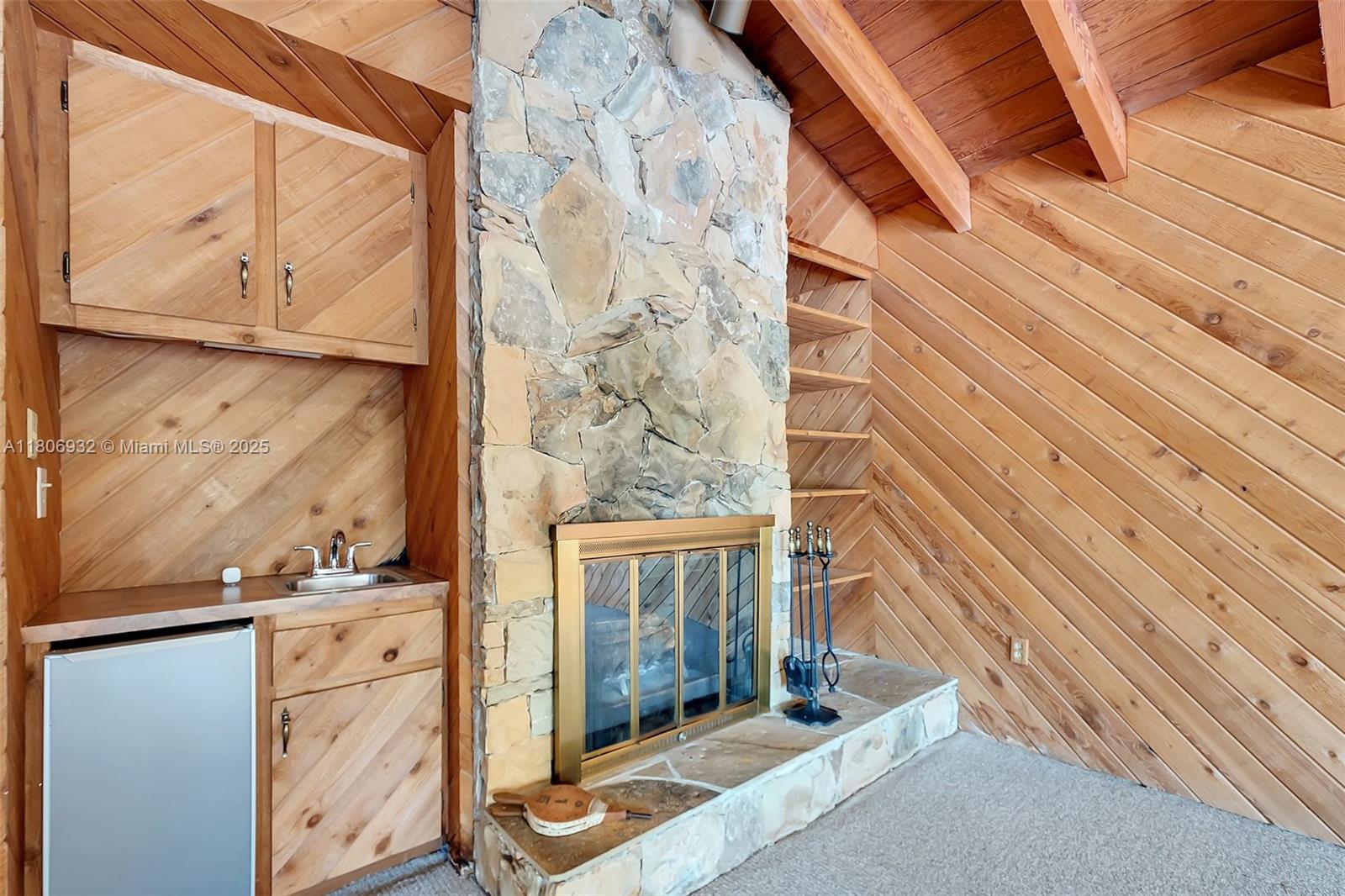 CALUSA CLUB ESTATES - Residential