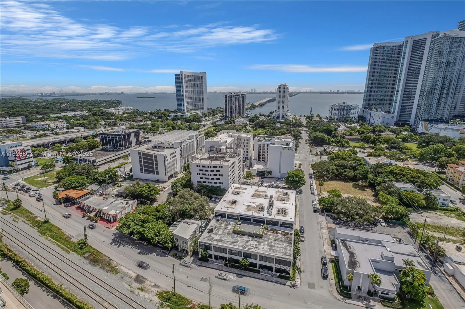 Miami, Florida 33137, United States, 1 Bedroom Bedrooms, ,2 BathroomsBathrooms,Residential,Active,154810