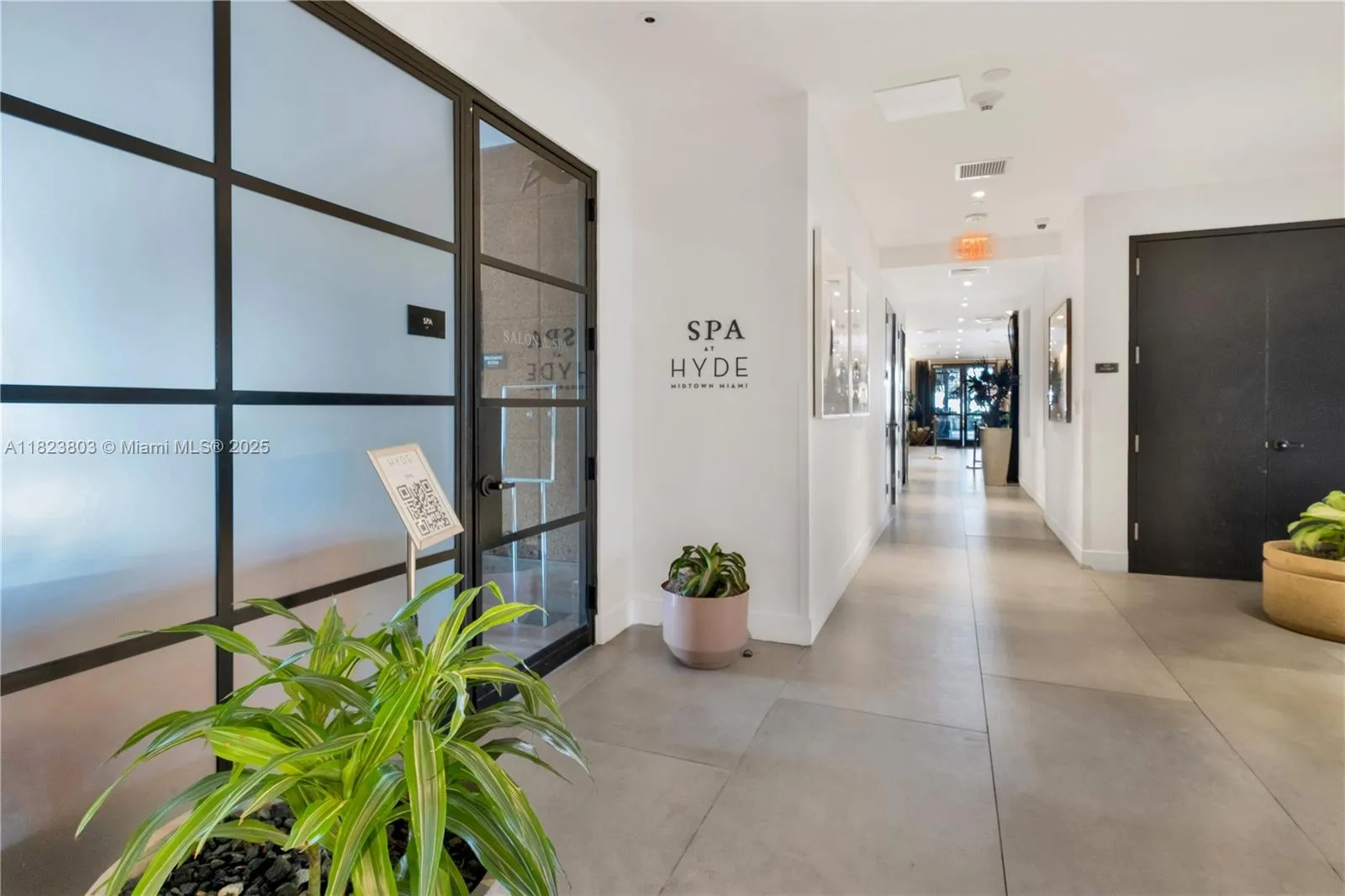 Miami, Florida 33137, United States, 1 Bedroom Bedrooms, ,2 BathroomsBathrooms,Residential,Active,154810