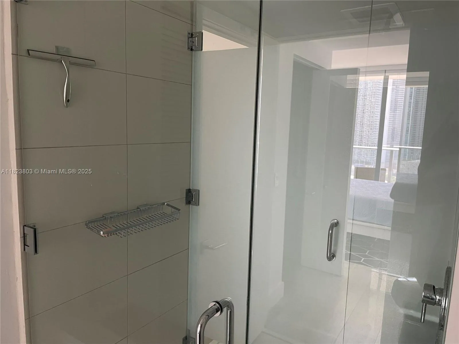 Miami, Florida 33137, United States, 1 Bedroom Bedrooms, ,2 BathroomsBathrooms,Residential,Active,154810