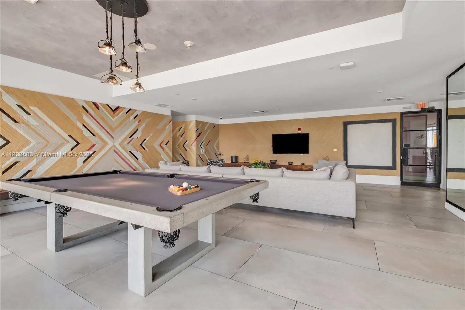 Miami, Florida 33137, United States, 1 Bedroom Bedrooms, ,2 BathroomsBathrooms,Residential,Active,154810