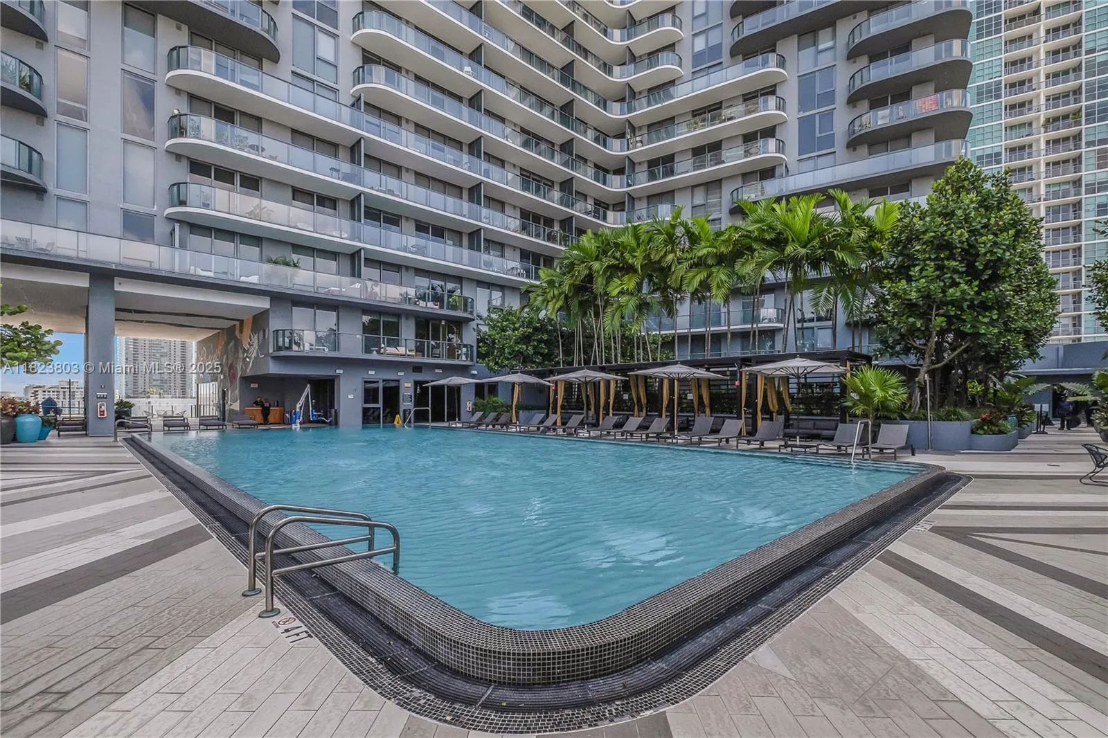 Miami, Florida 33137, United States, 1 Bedroom Bedrooms, ,2 BathroomsBathrooms,Residential,Active,154810