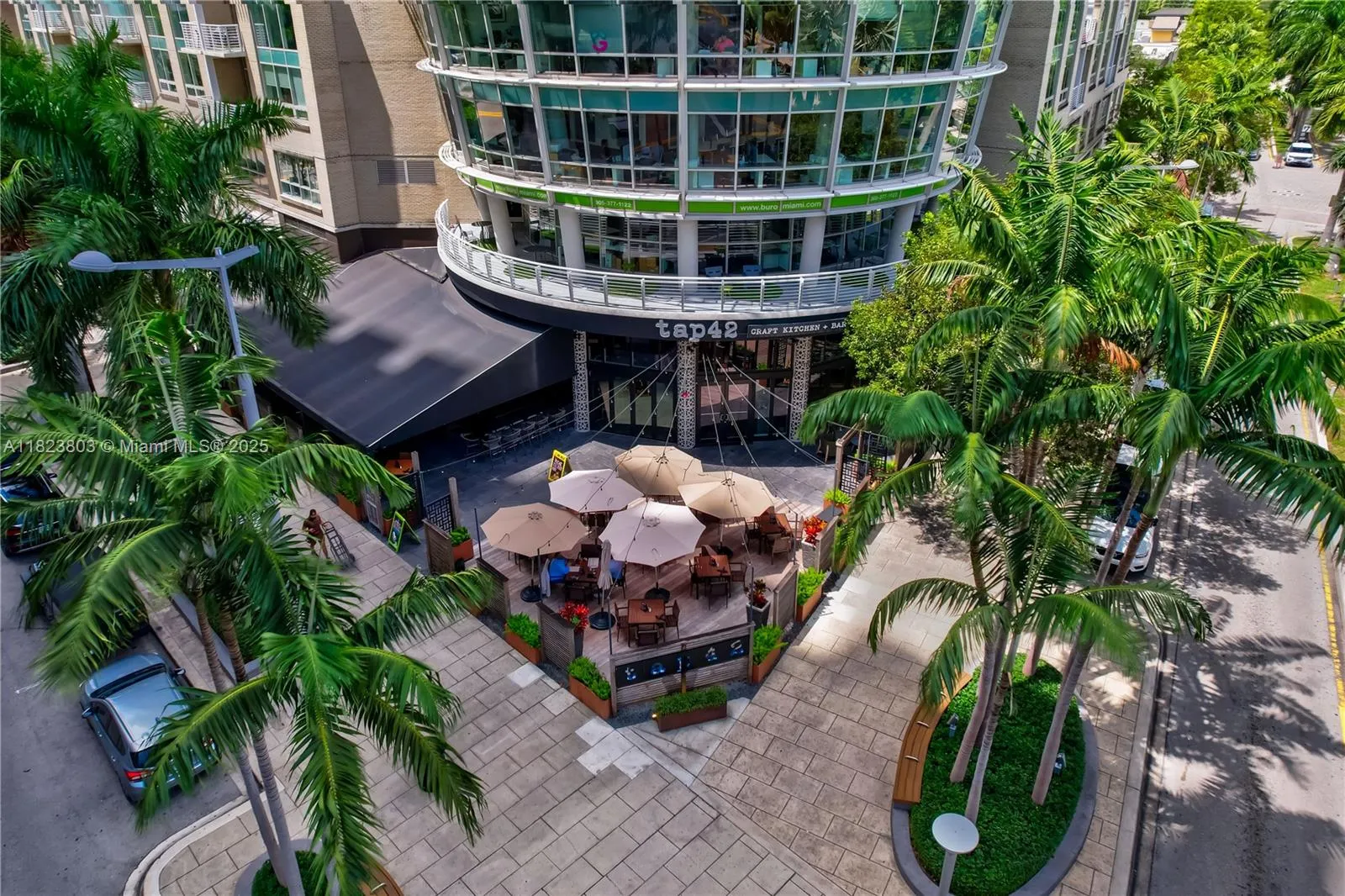 Miami, Florida 33137, United States, 1 Bedroom Bedrooms, ,2 BathroomsBathrooms,Residential,Active,154810