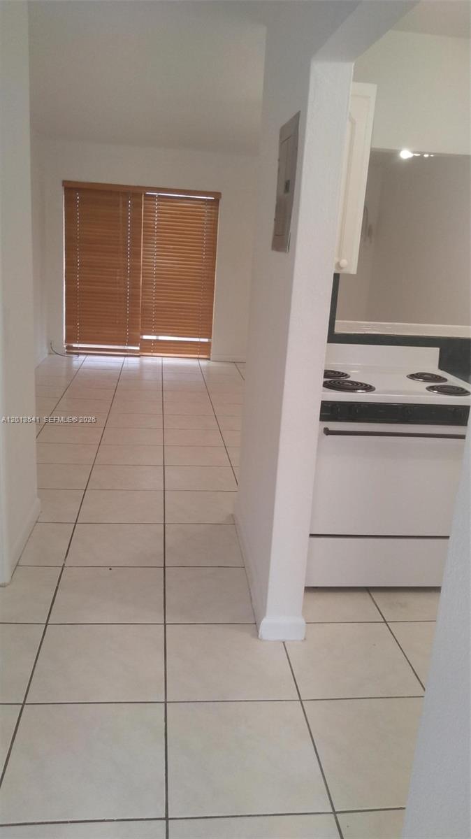 SUNSHINE BAY CONDO - Residential Lease