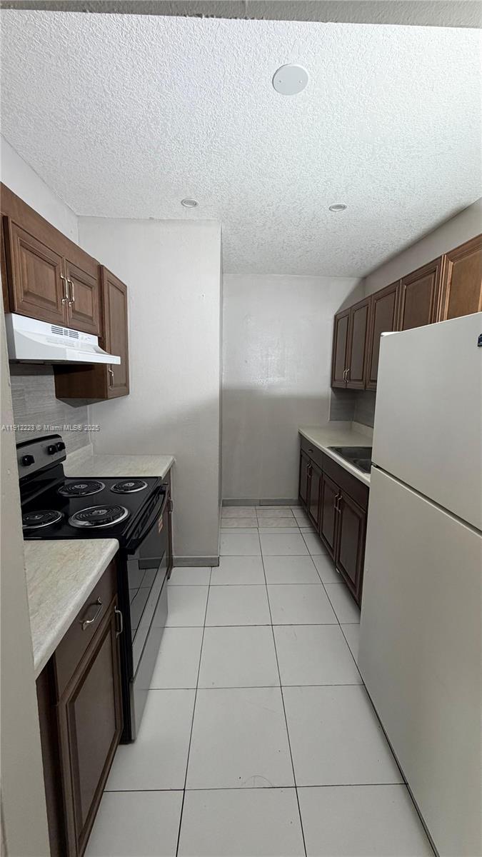 KIMBERLY FOREST - Residential Lease