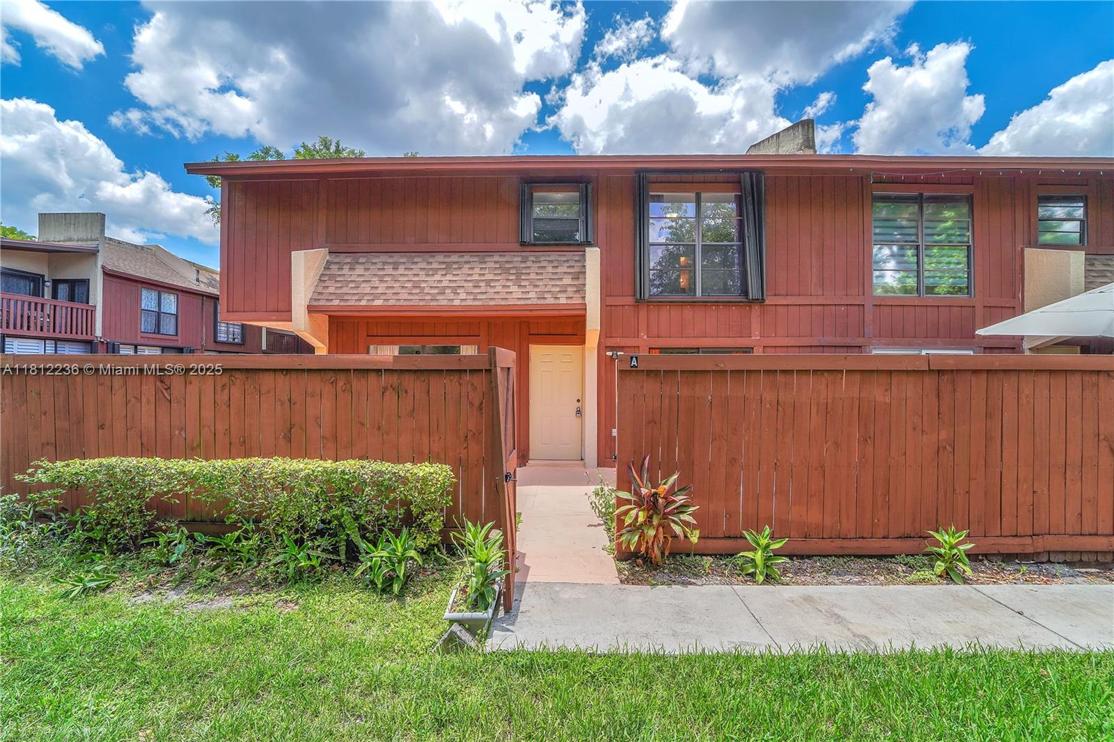 6934 Sw 114th Pl A55, Miami, Broward County, Florida - 2 Bedrooms  
3 Bathrooms - 