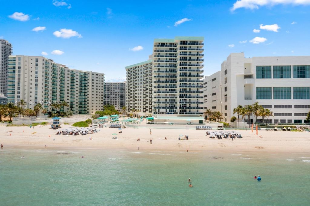 Photo of 3725 S Ocean Dr #309, Hollywood, FL 33019 (MLS # A11231421)