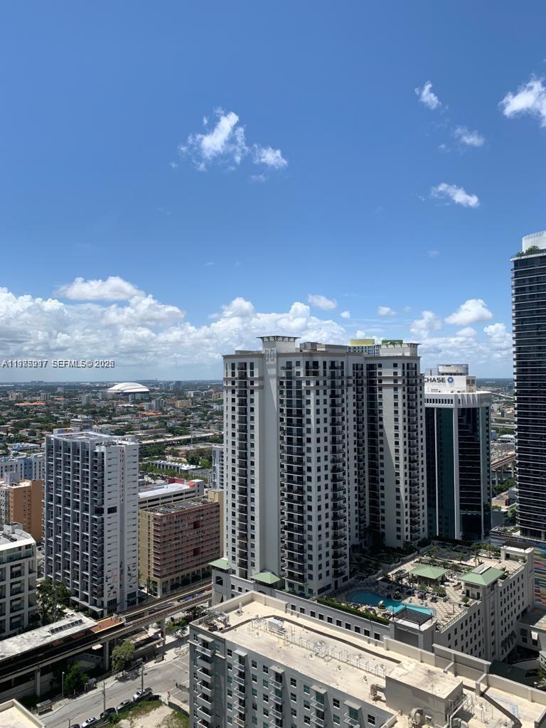 1100 MILLECENTO RESIDENCE - Residential Lease