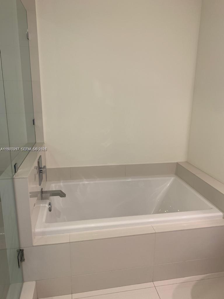 1100 MILLECENTO RESIDENCE - Residential Lease