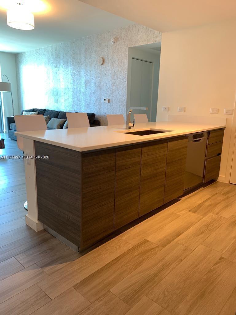 1100 MILLECENTO RESIDENCE - Residential Lease