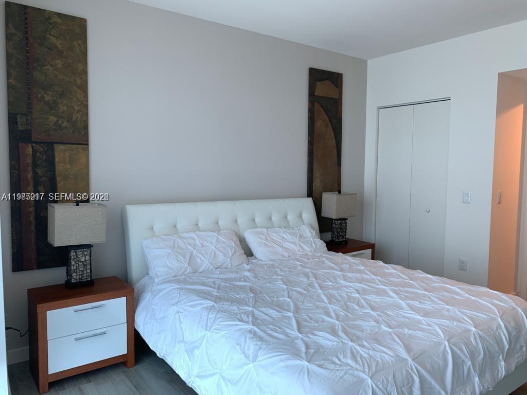 1100 MILLECENTO RESIDENCE - Residential Lease